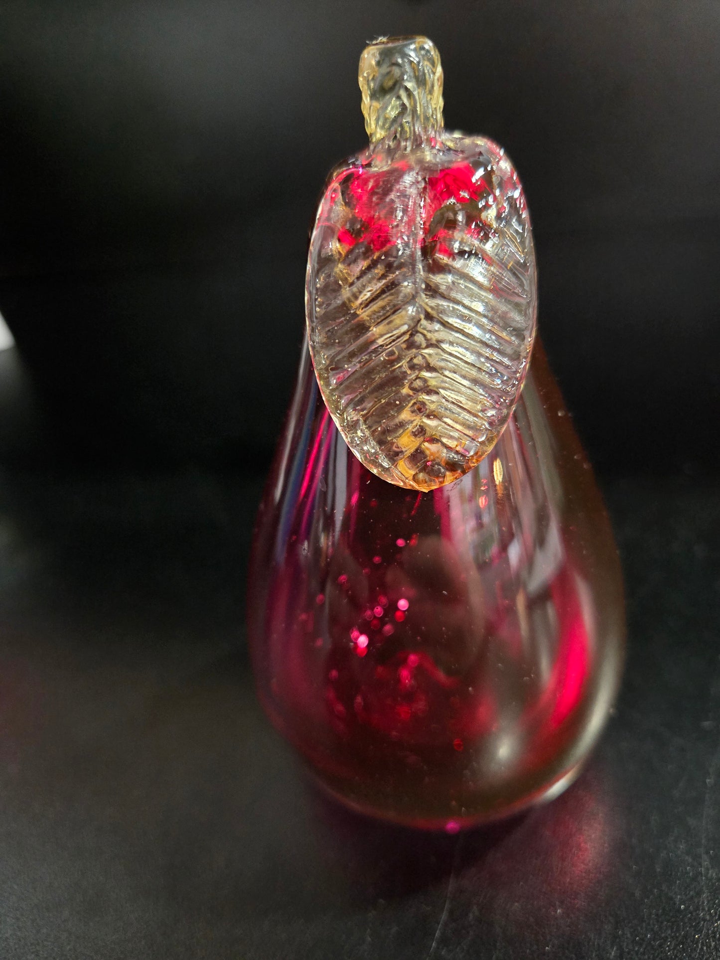 Rossi Cranberry glass pear