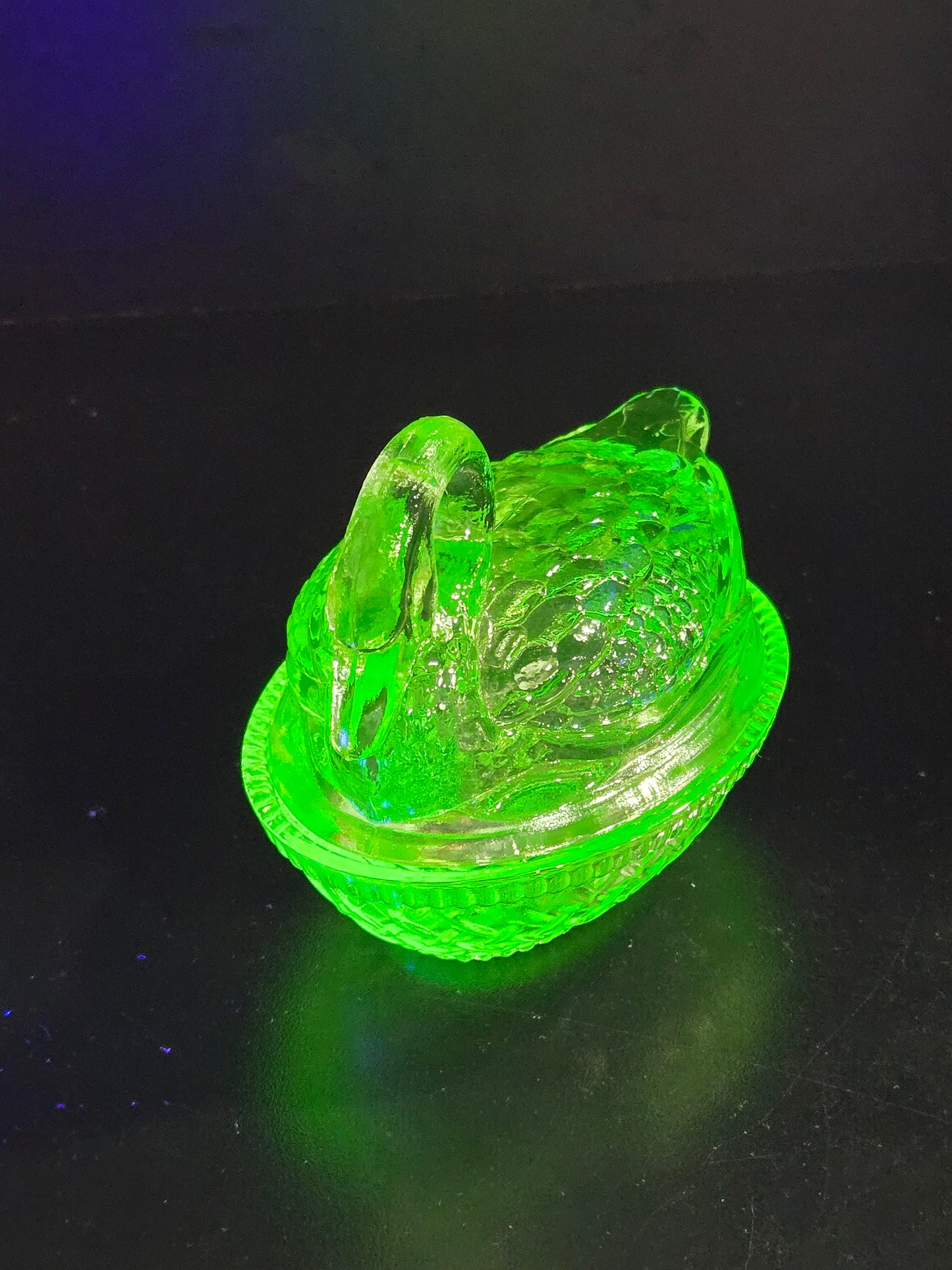 Vintage Vaseline Uranium glass Swan on Nest