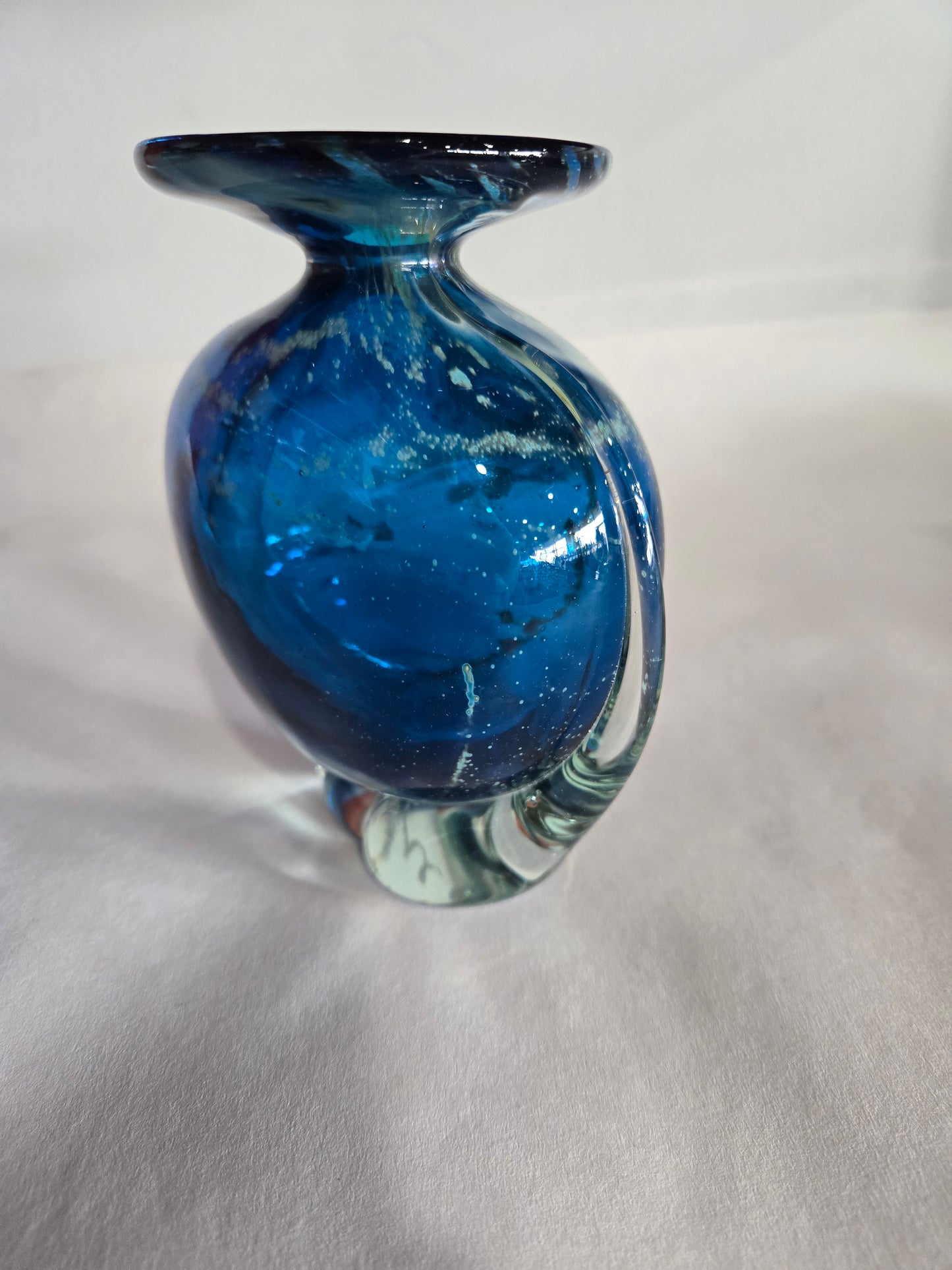 Vtg Madina Art Glass Vase in Sand and Sea Pattern