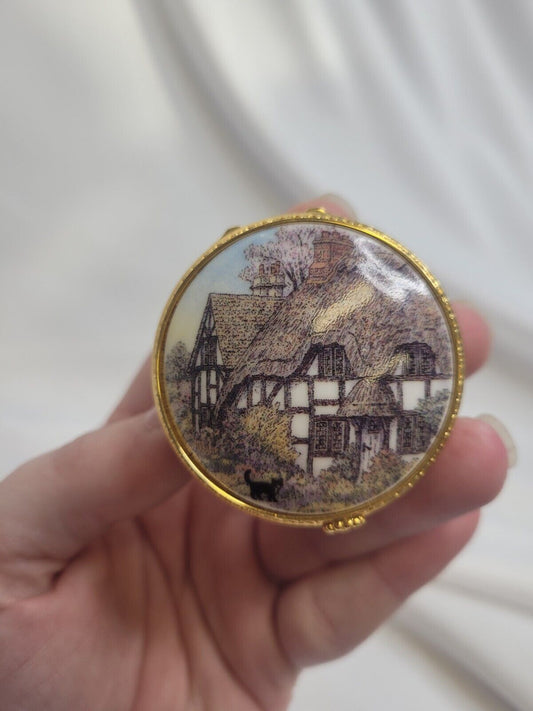 Vintage Cottage with black cat trinket box