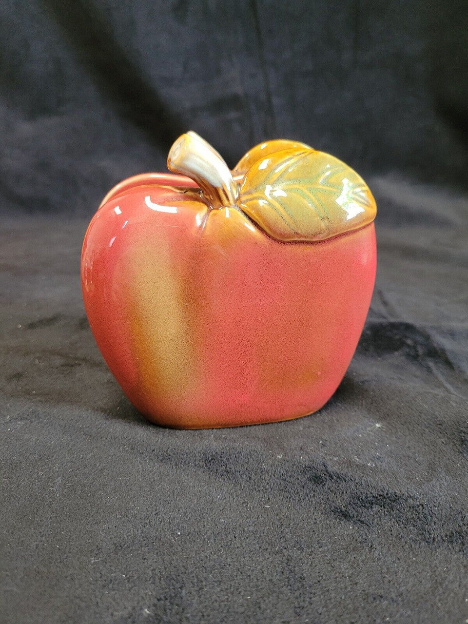 Apple Napkin Holder