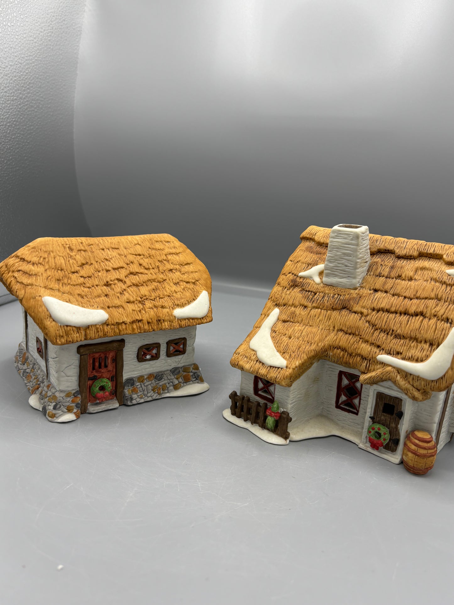 Department 56 Bailey Bree farmhouse & barn