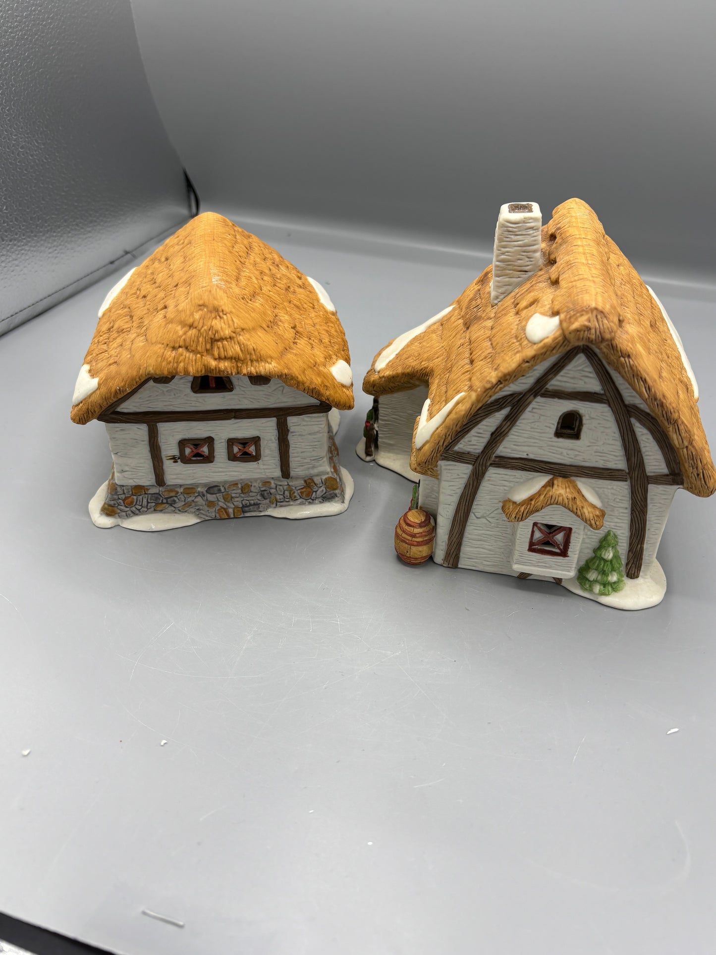 Department 56 Bailey Bree farmhouse & barn