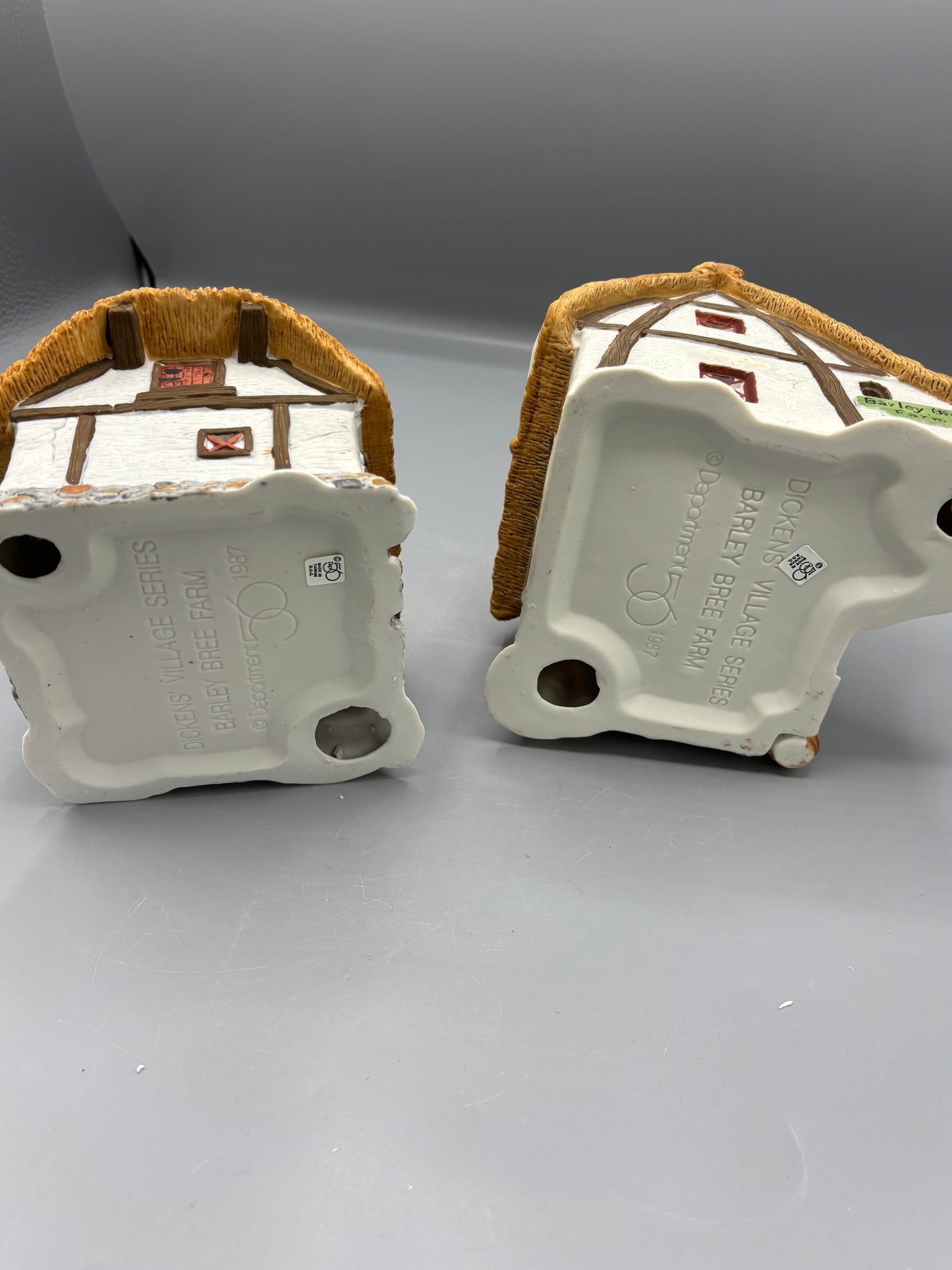 Department 56 Bailey Bree farmhouse & barn