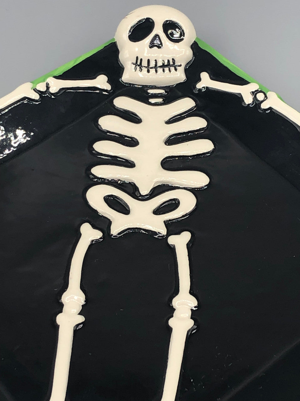 Square Skeleton Plate