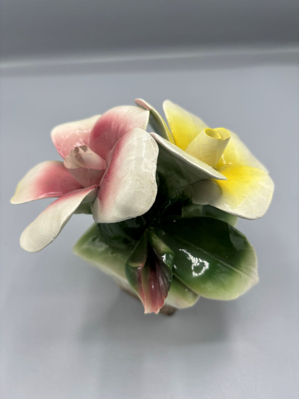 Capodimonte 2 flower ceramic statue