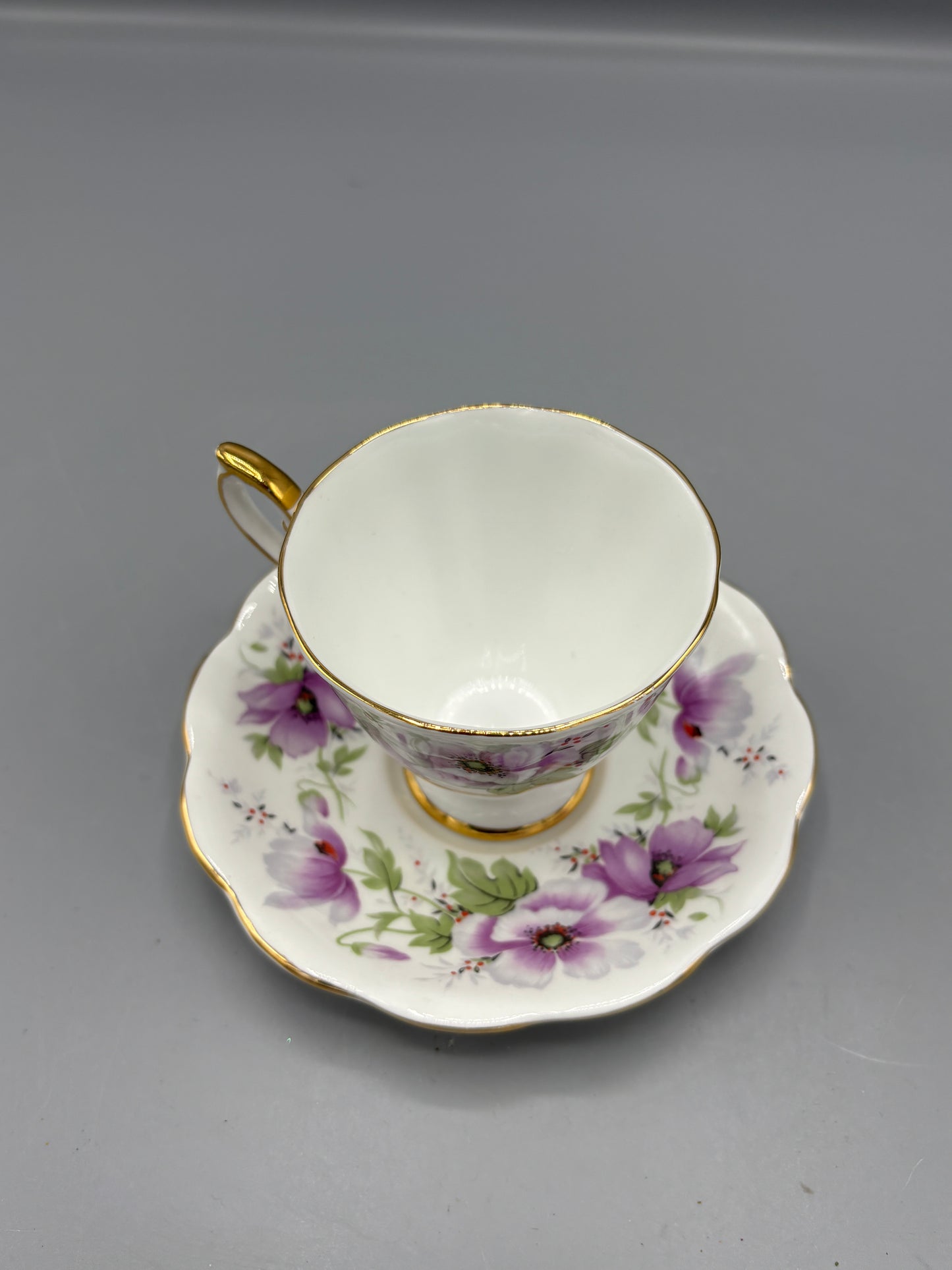 Royal Standard Violetta fine bone teacup & saucer