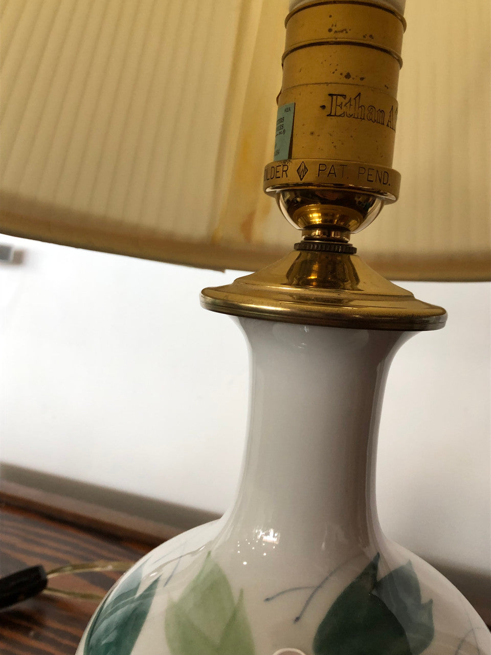 Ethan Allen floral lamp