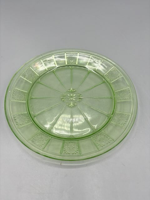 Uranium green "Jeanette"plate