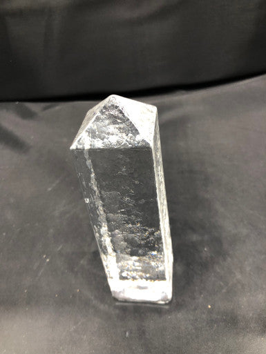 Glass textured Obelisk