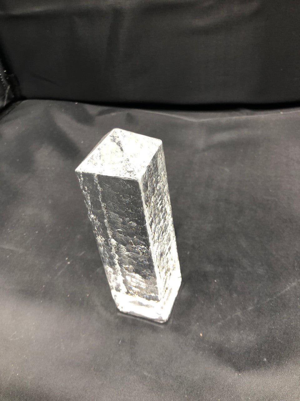 Glass textured Obelisk