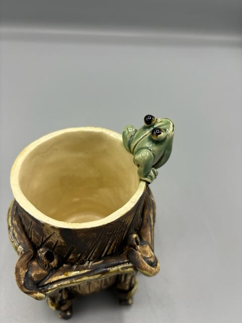 Vintage studio art pottery vase/cup with small frog