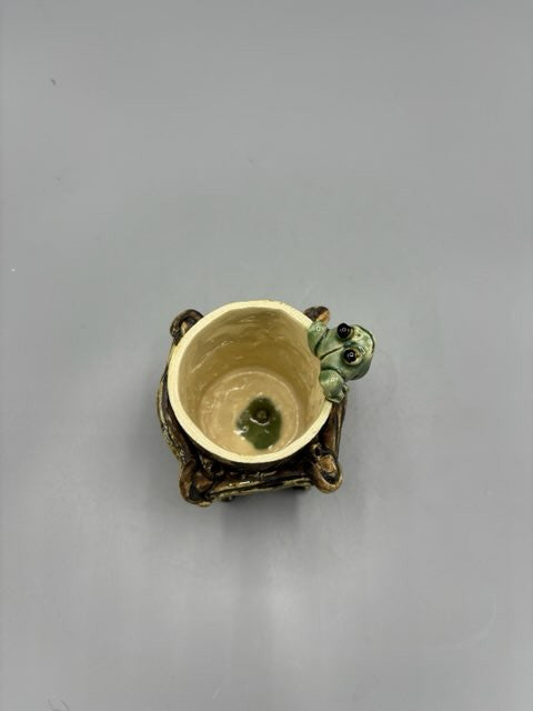 Vintage studio art pottery vase/cup with small frog