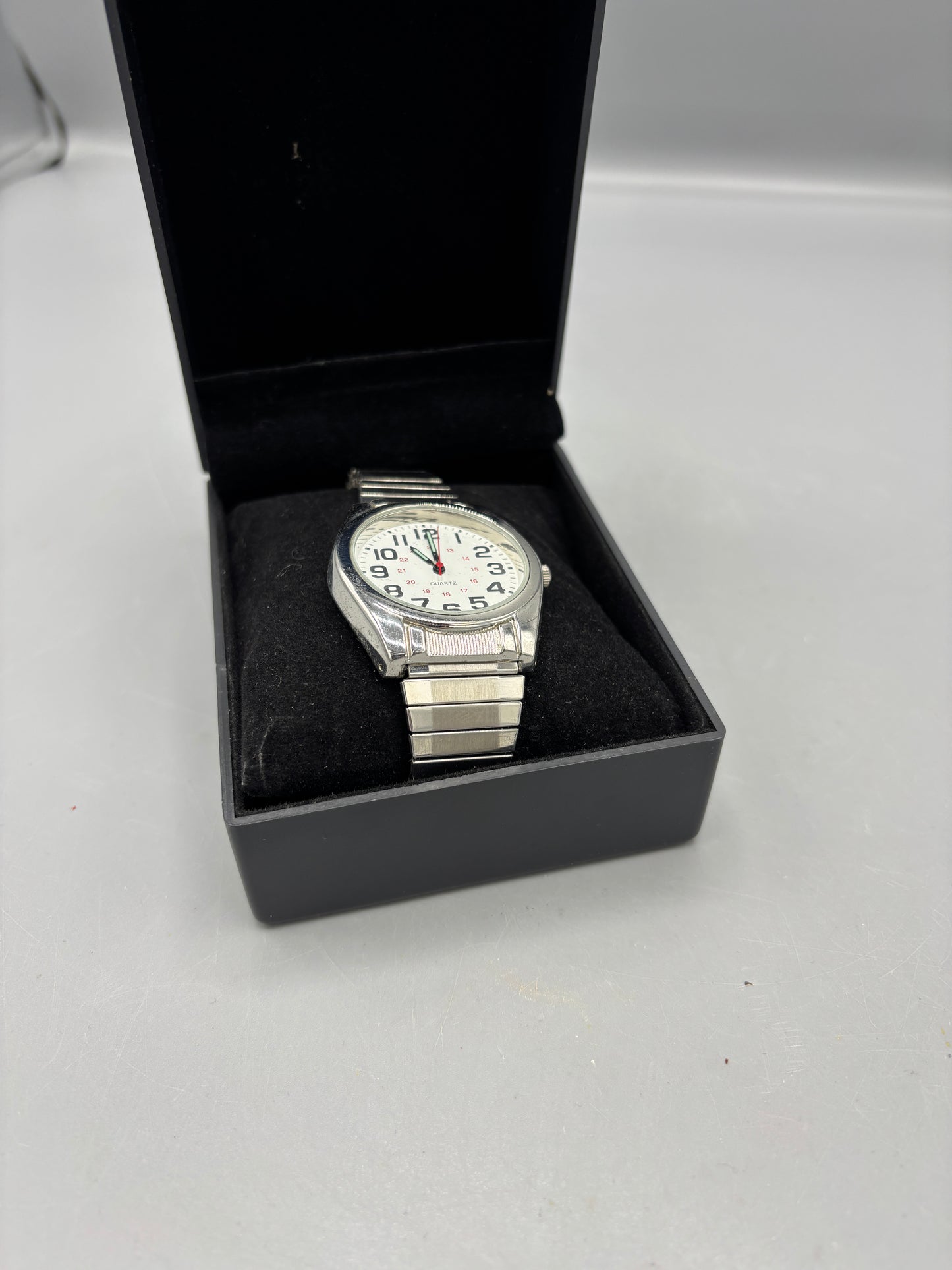 Mens Analog Expansion band watch