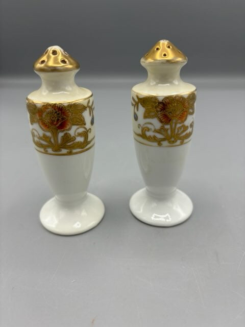 Vintage 50s porcelain Salt & Pepper w/raised gold & enamel flowers