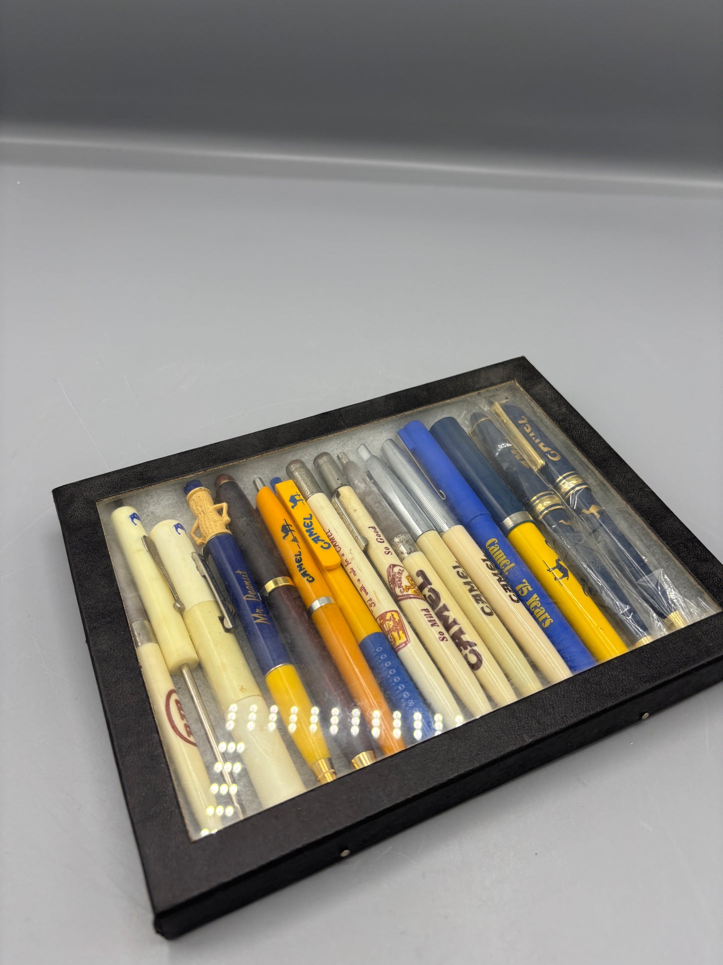 Collection of 15 Vintage Camel promo pens
