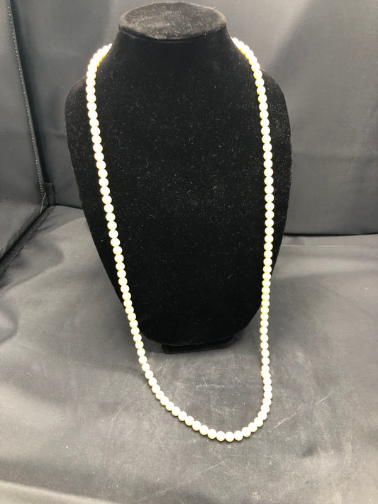 Vintage Faux Pearl Necklace