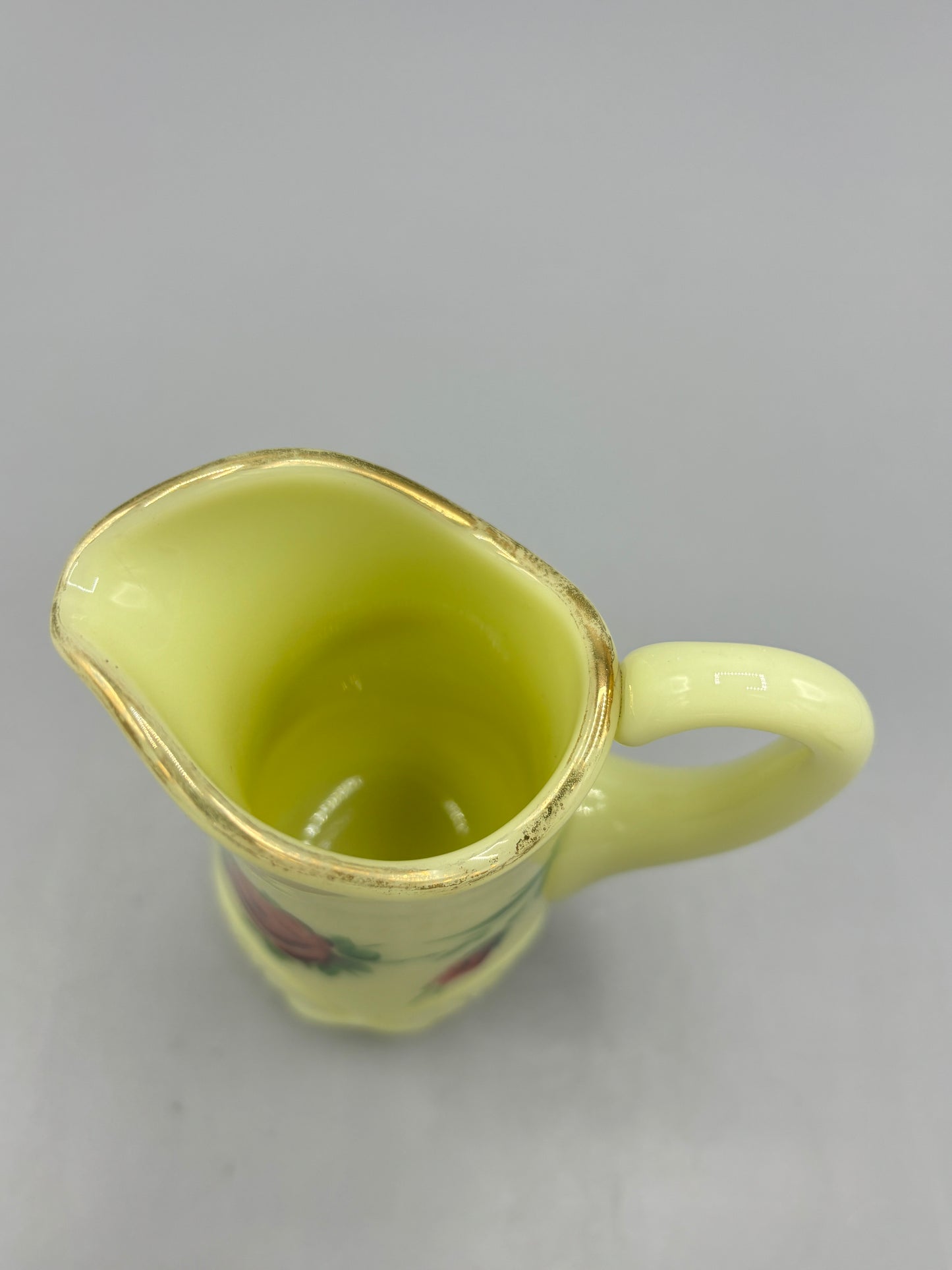 Yellow Custard Hazel Atlas Rose Pitcher