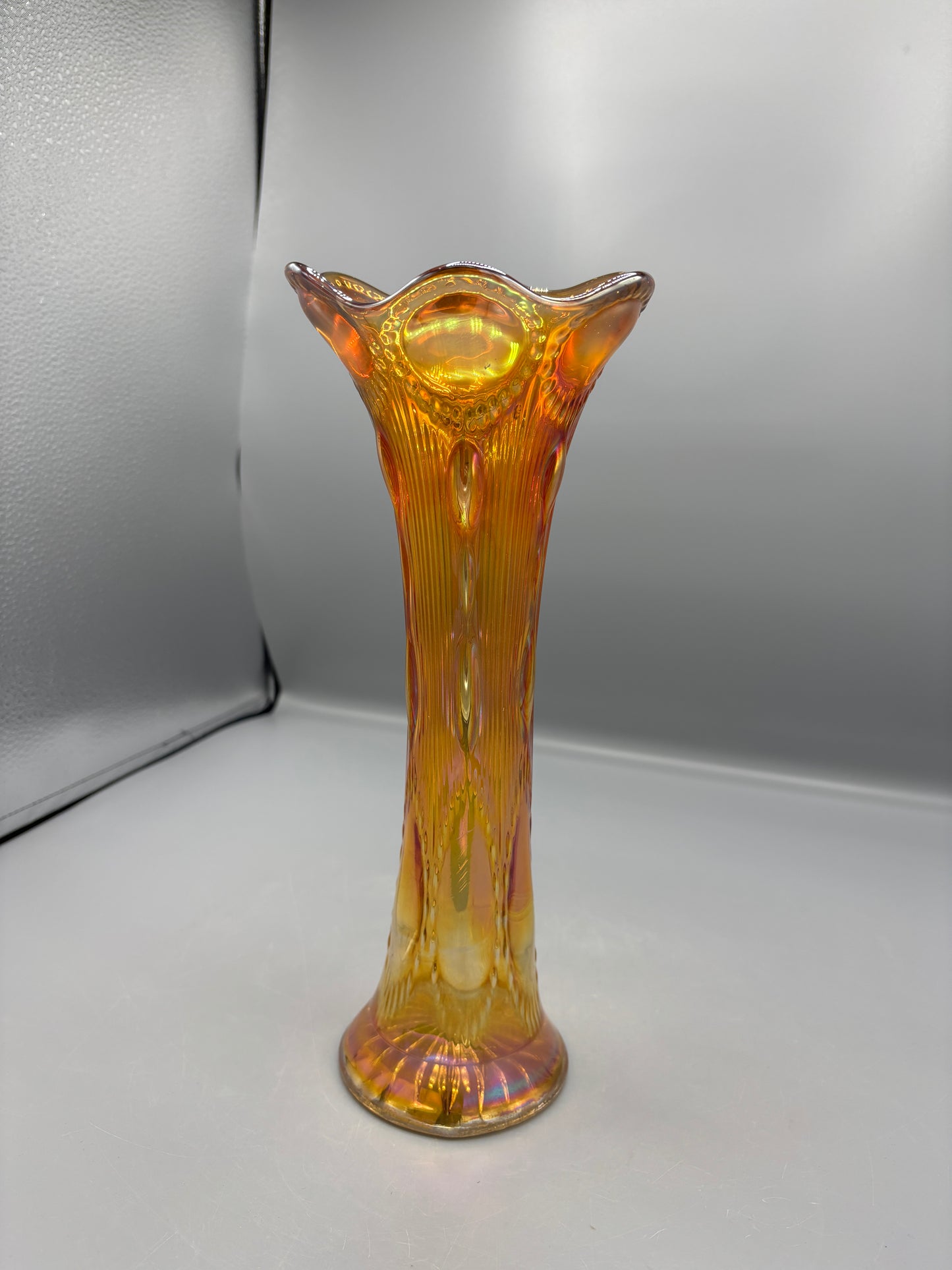 Imperial glass marigold "Beaded bullseye swung vase