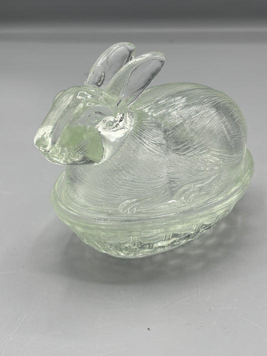 Vintage L.E. Smith glass rabbit on nest