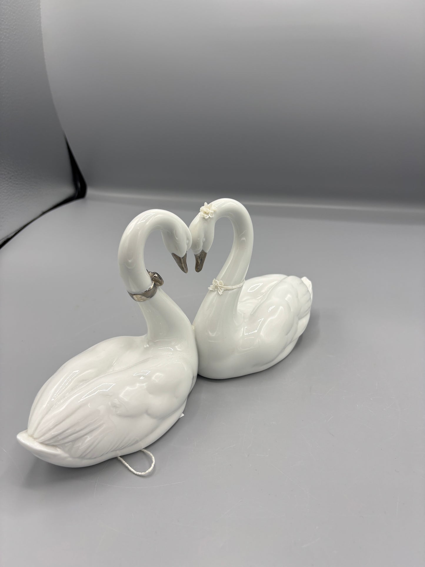 Lladro 2 Swan statue