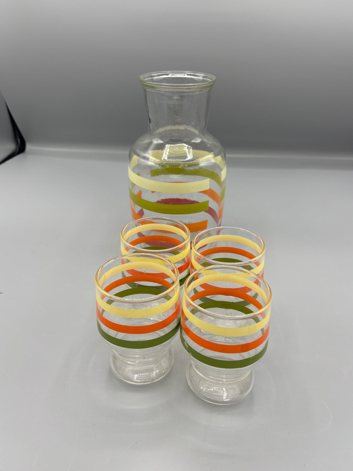Anchor Hocking Vintage juice & 4 glasses