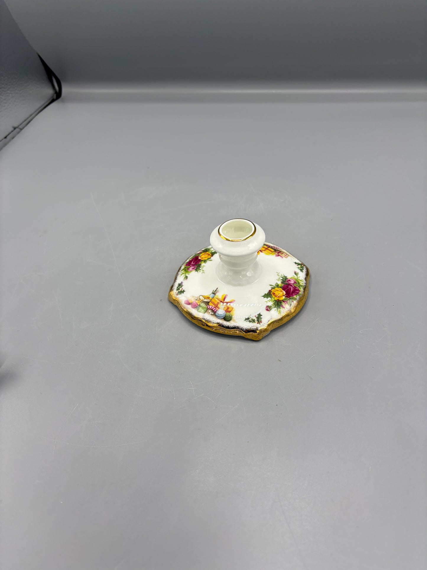 Royal Albert Old Country Roses Christmas Magic Candle Holder