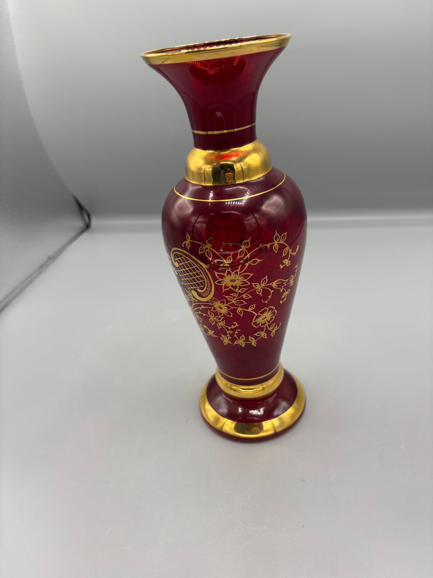 MCM Venetian Glass Vase w/ Floral Decoration & Gold Accents