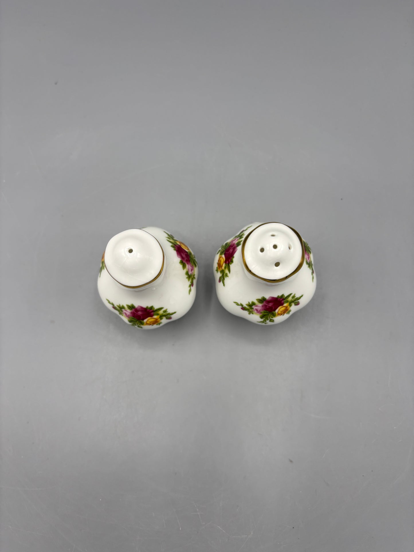 Royal Albert Old Country Roses Salt & Pepper Set