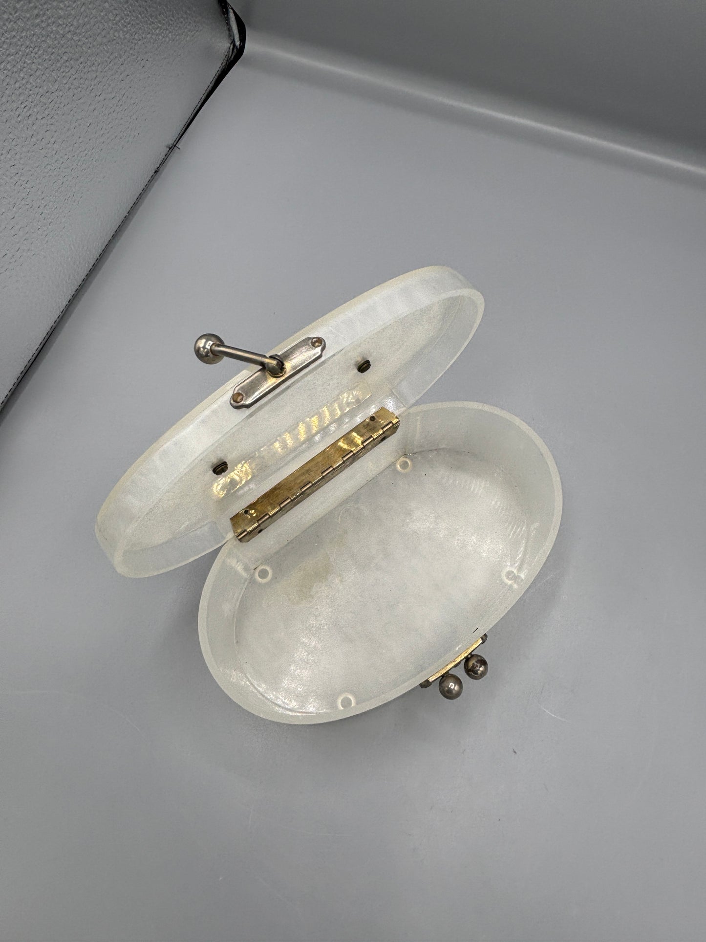 Vintage marbleized Lucite hard purse