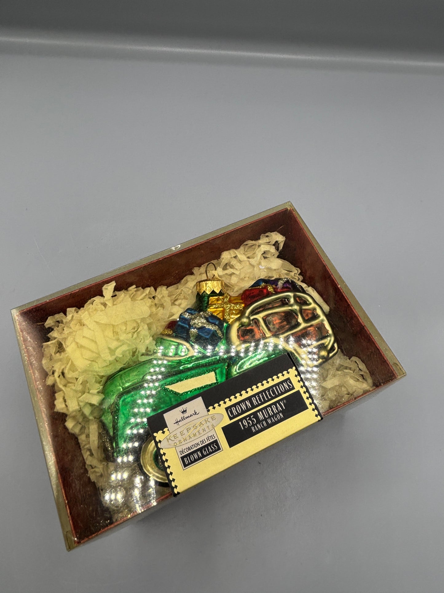 Vintage Hallmark blown glass ranch wagon