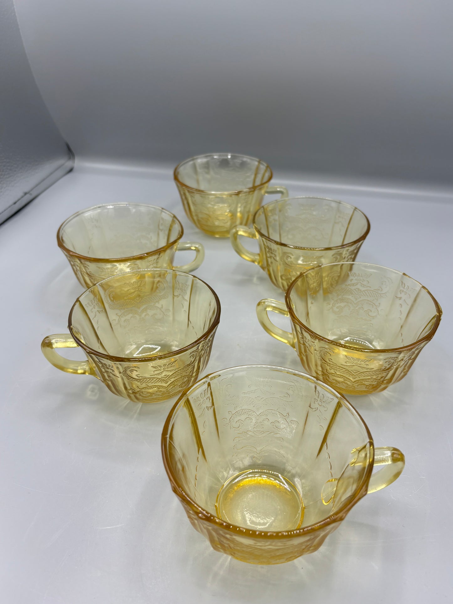 Amber Federal Madrid glass teacups