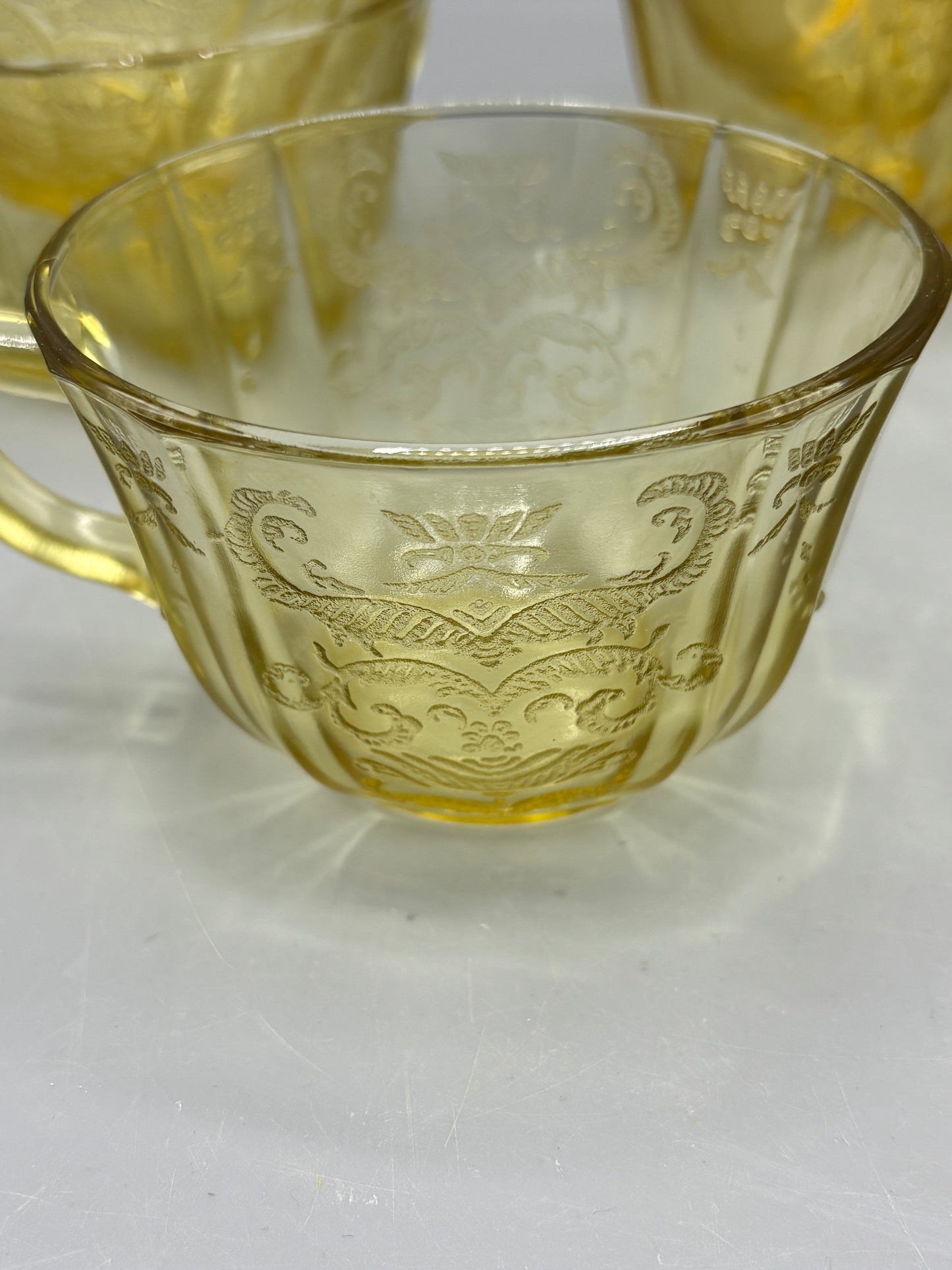 Amber Federal Madrid glass teacups