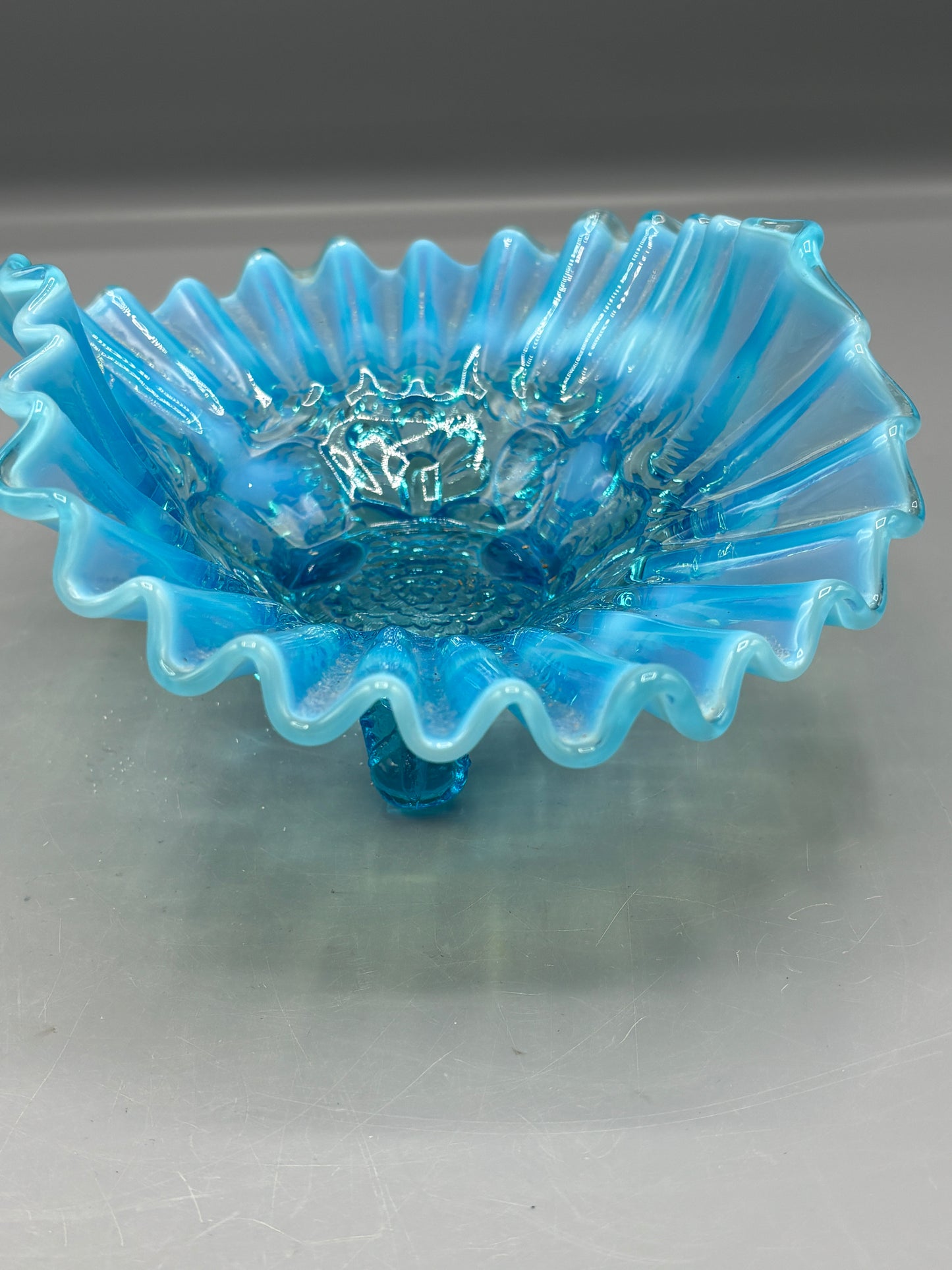 Fenton hobnail opalescent blue glass dish