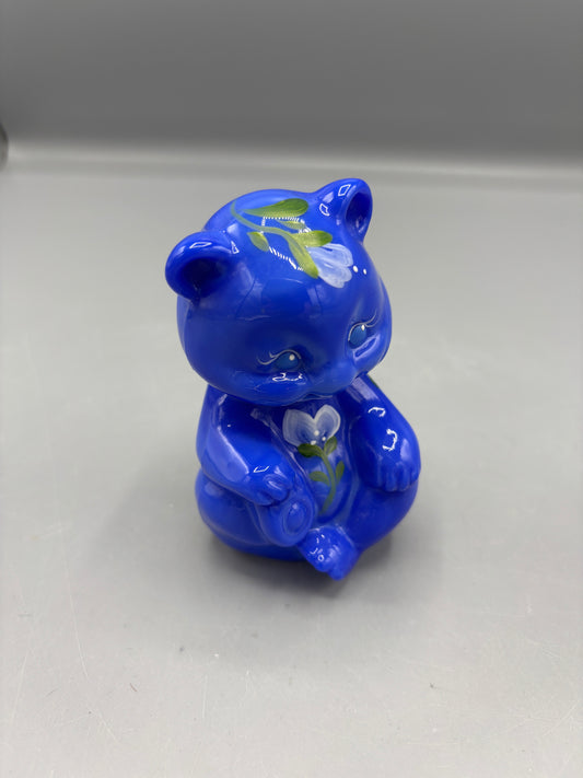 Fenton blue sitting bear with flowers