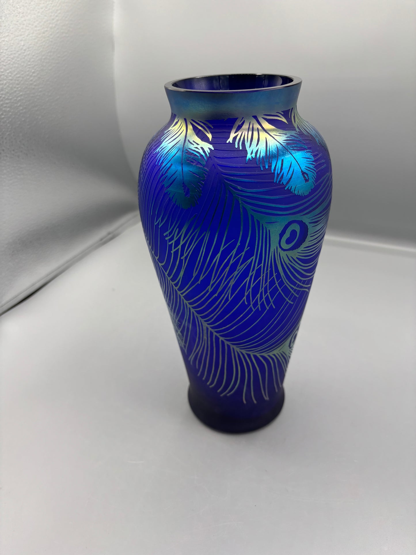 Fenton Kelsey Murphy Peacock vase