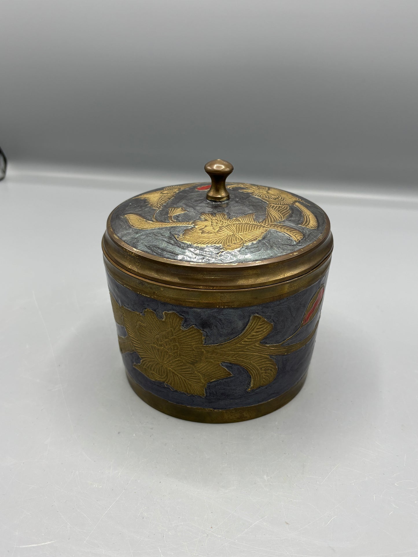Vintage enamel Cloisonné floral trinket box