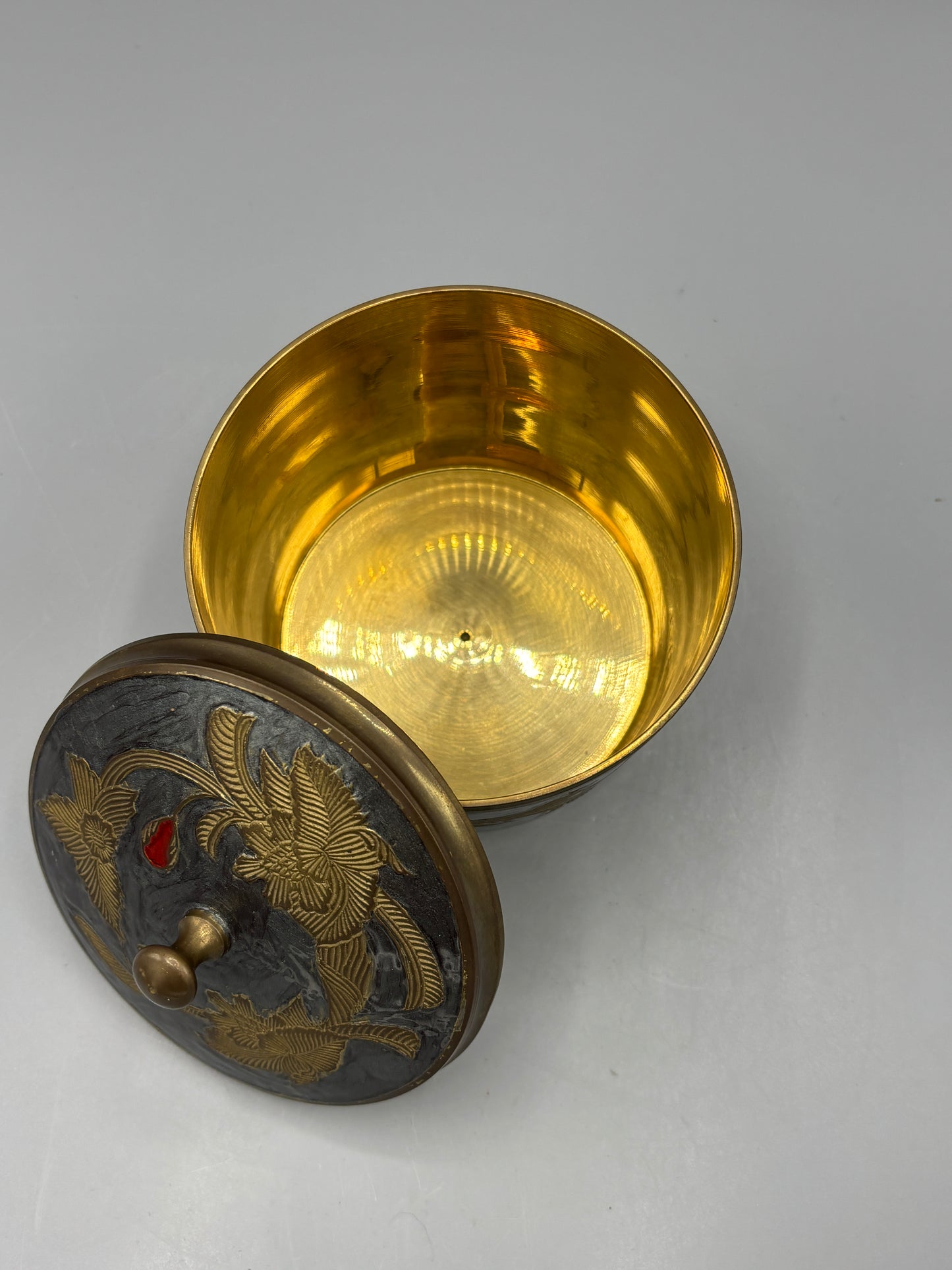 Vintage enamel Cloisonné floral trinket box