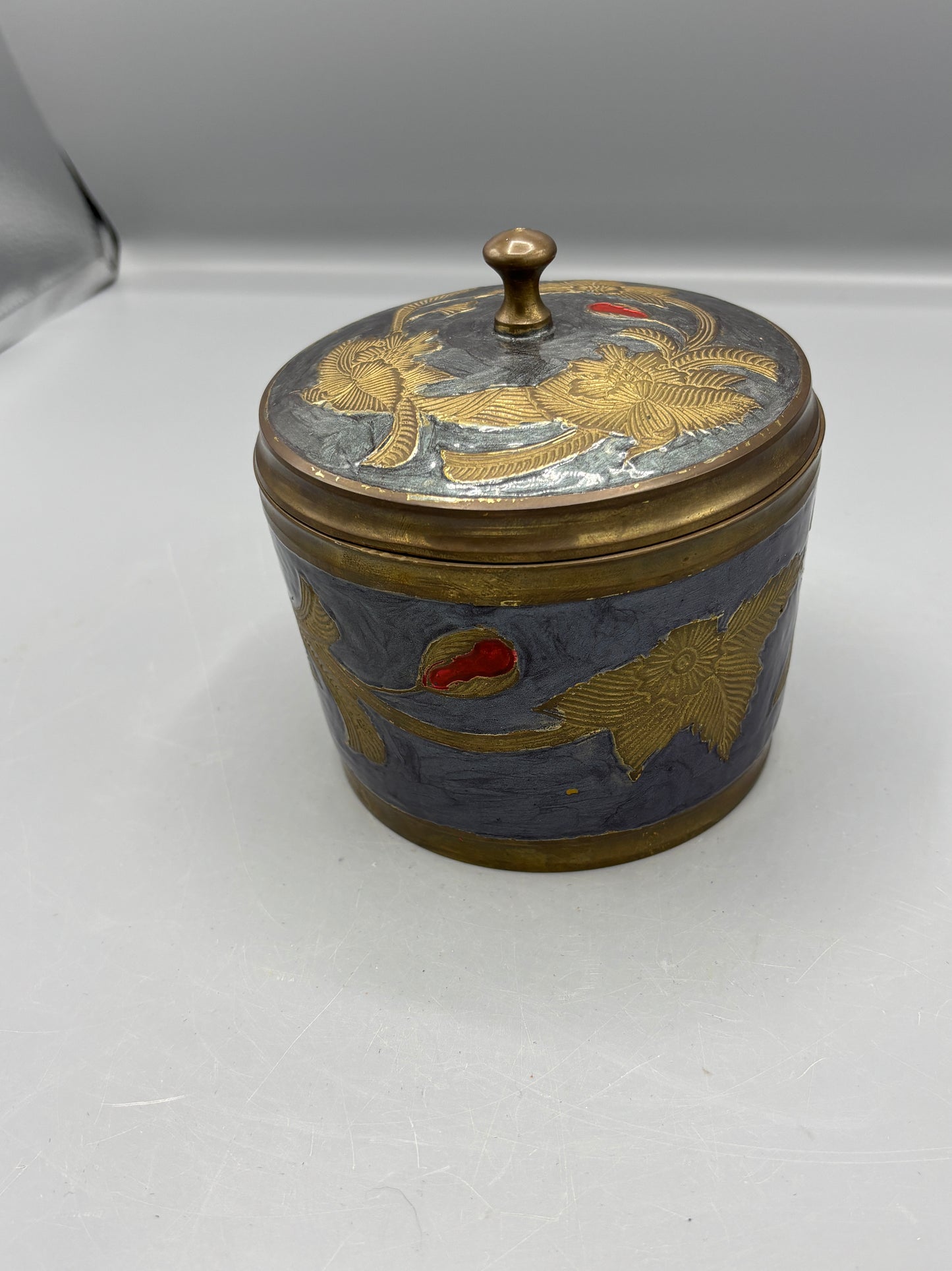 Vintage enamel Cloisonné floral trinket box
