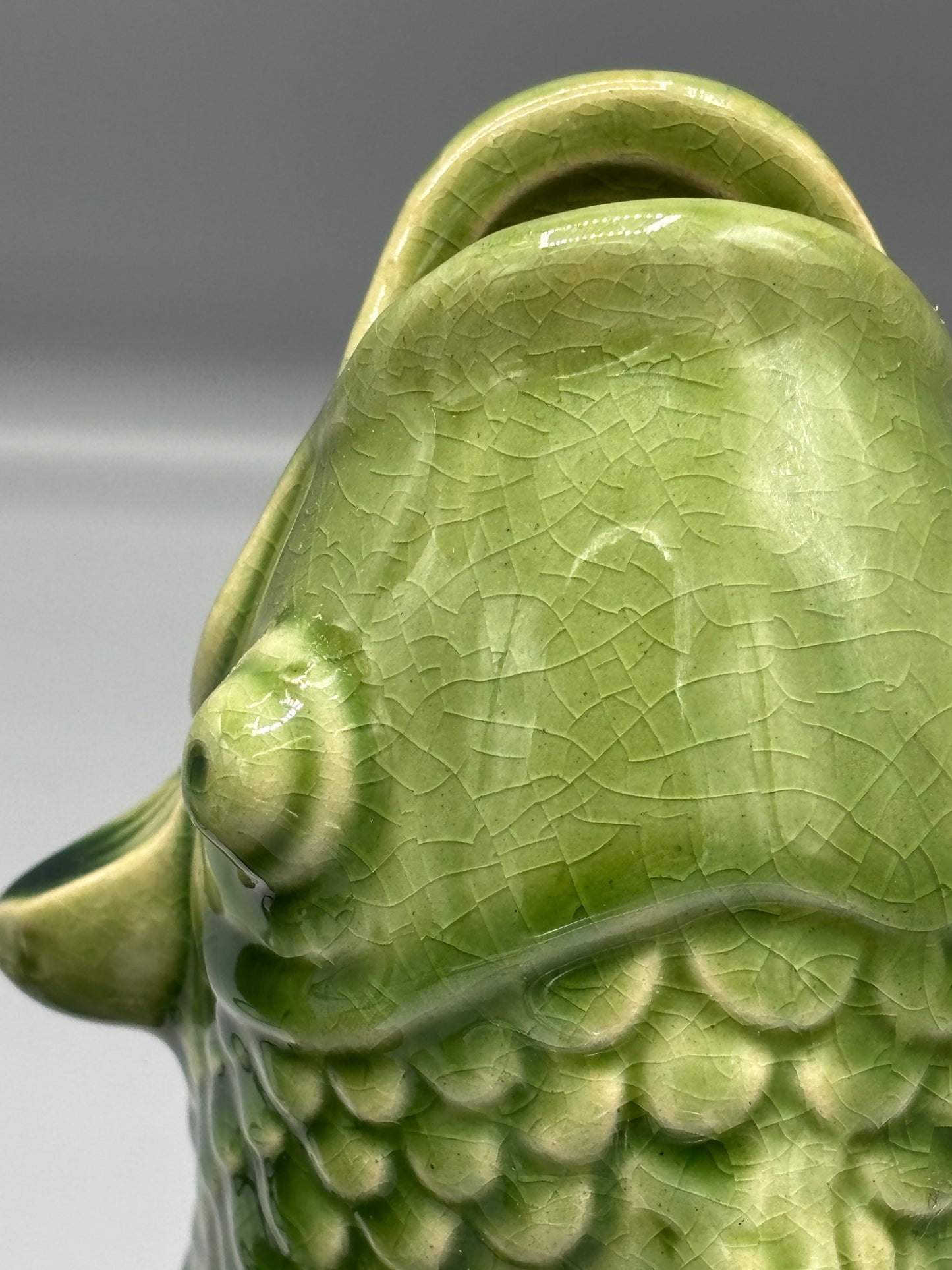 Vintage green ceramic goldfish table lamp