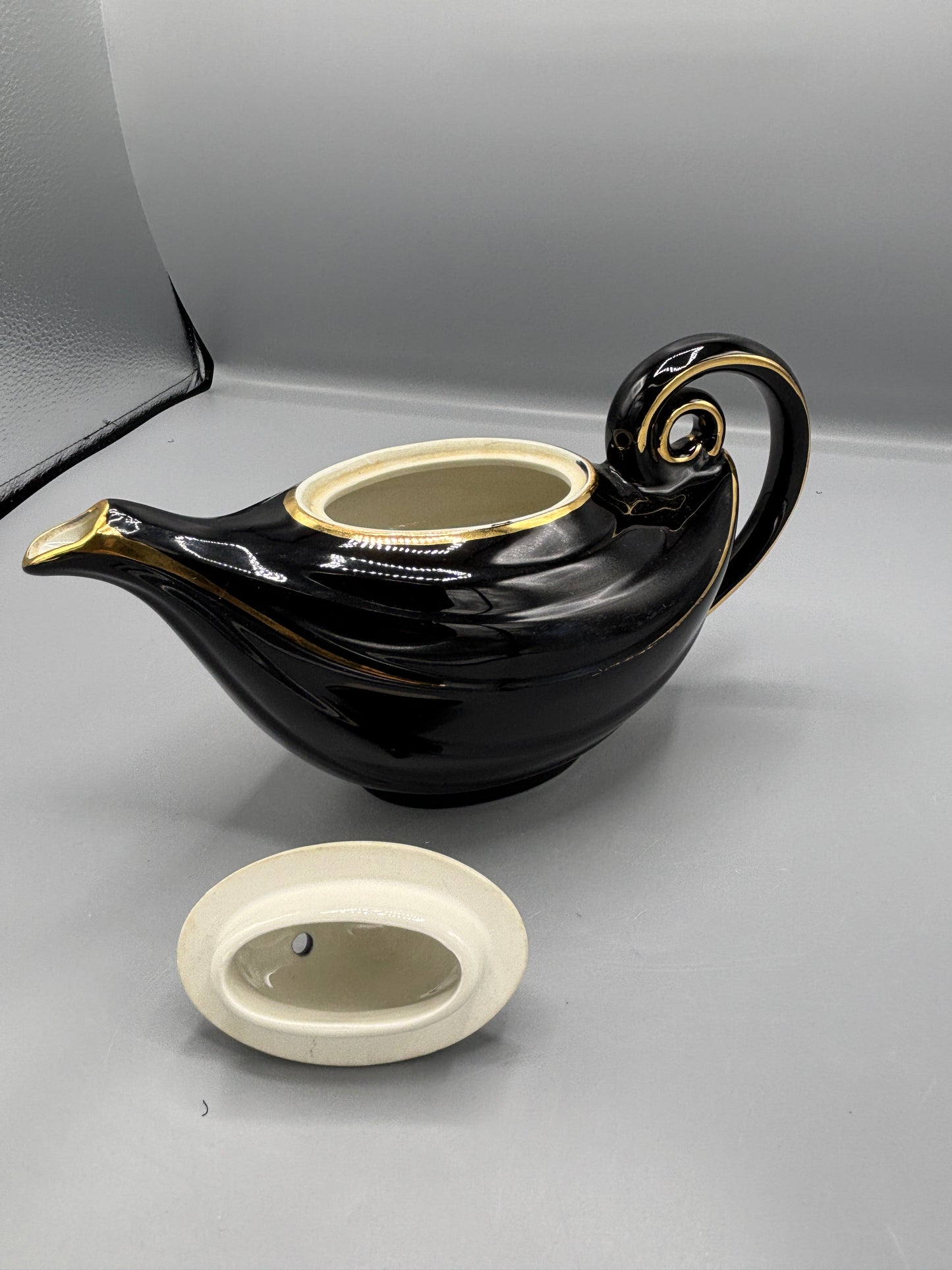 Vintage Hall Aladdin genie teapot