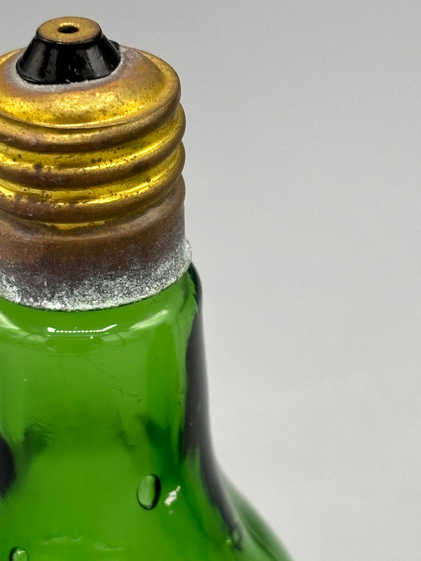 Vintage Emerald green light bulb Salt & pepper