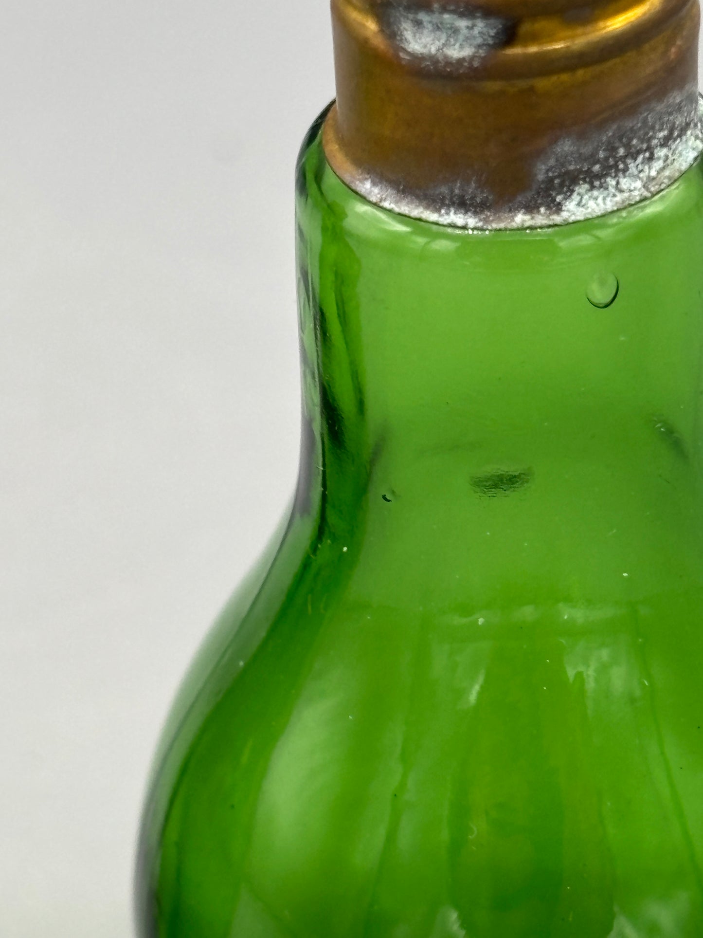 Vintage Emerald green light bulb Salt & pepper