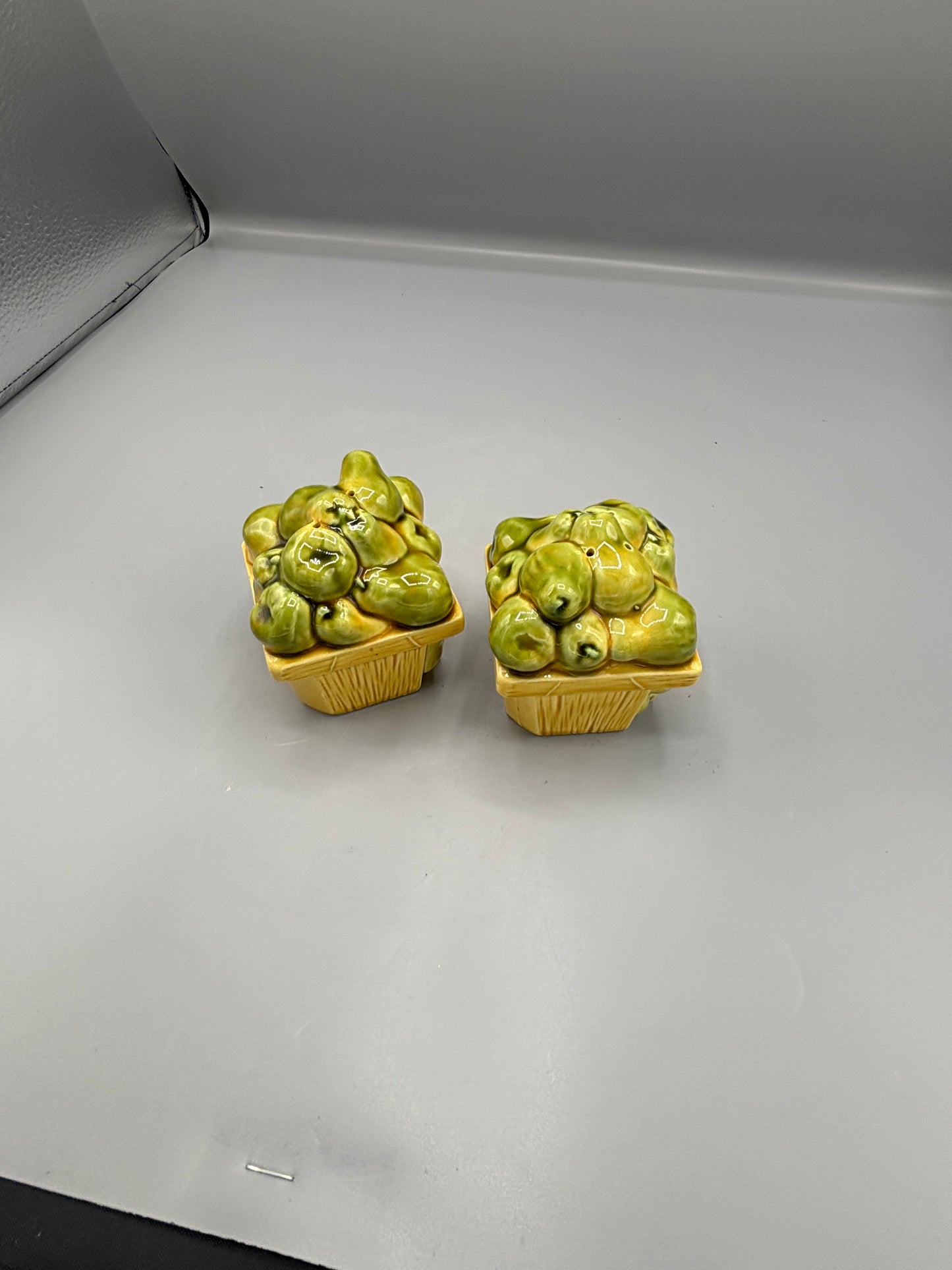 Enesco square green fruit basket