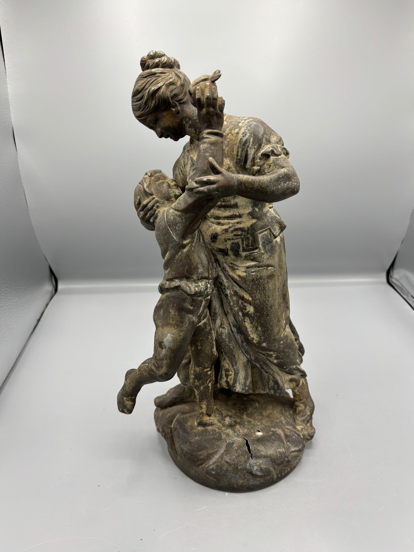 Mother & Child dancing statue