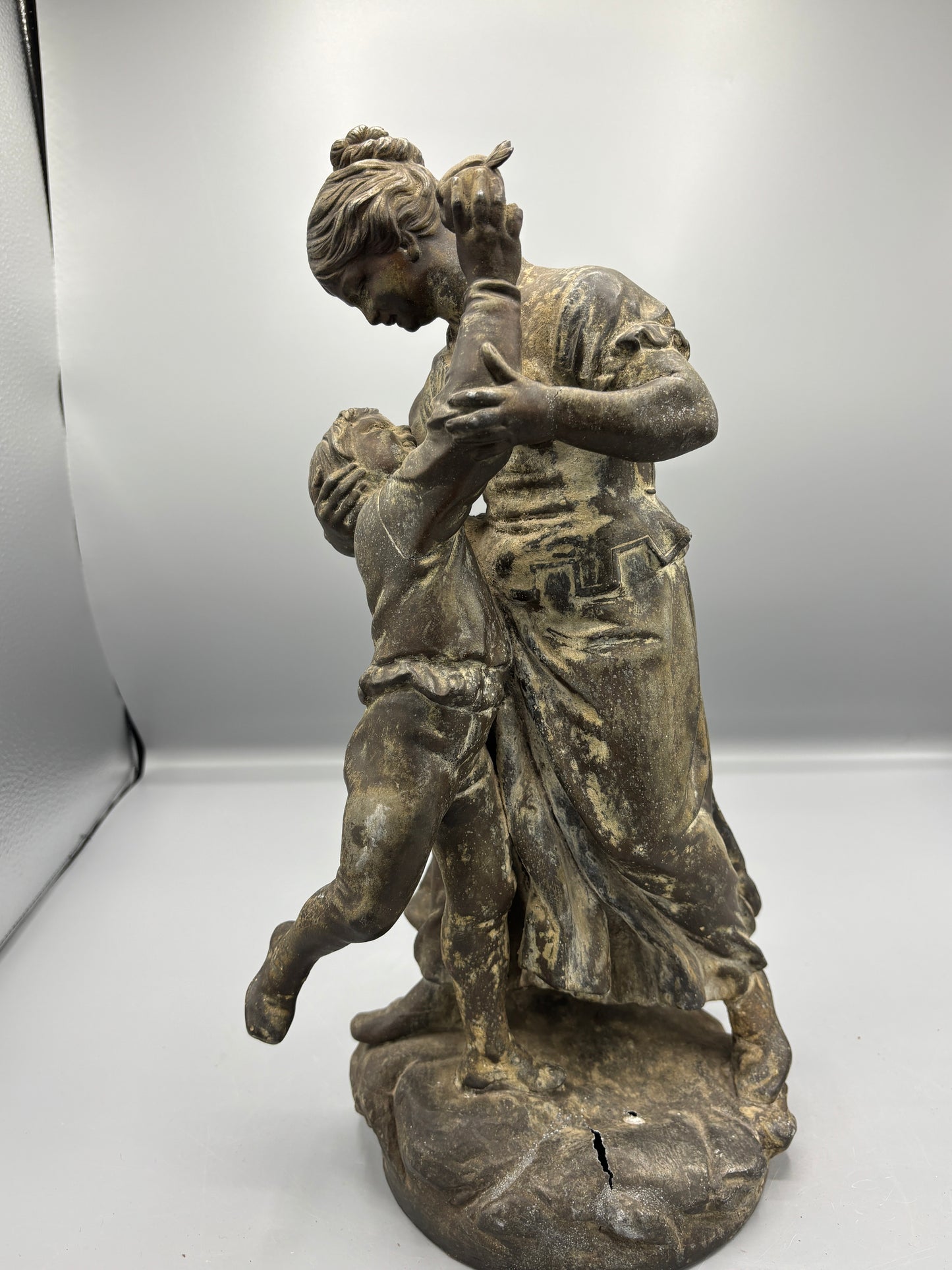 Mother & Child dancing statue