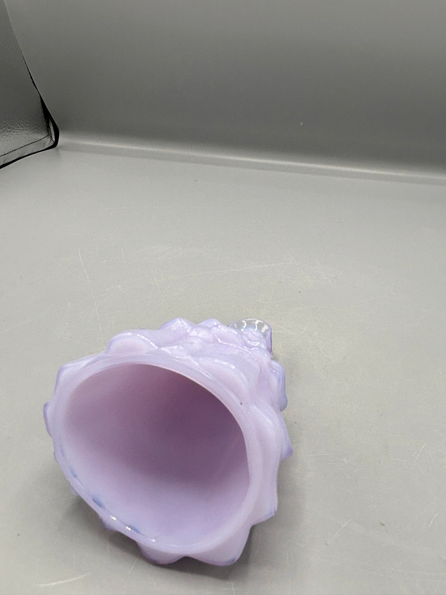 Vintage Boyd glass figurine  "Louise" Lavender