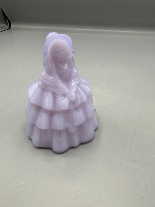Vintage Boyd glass figurine  "Louise" Lavender