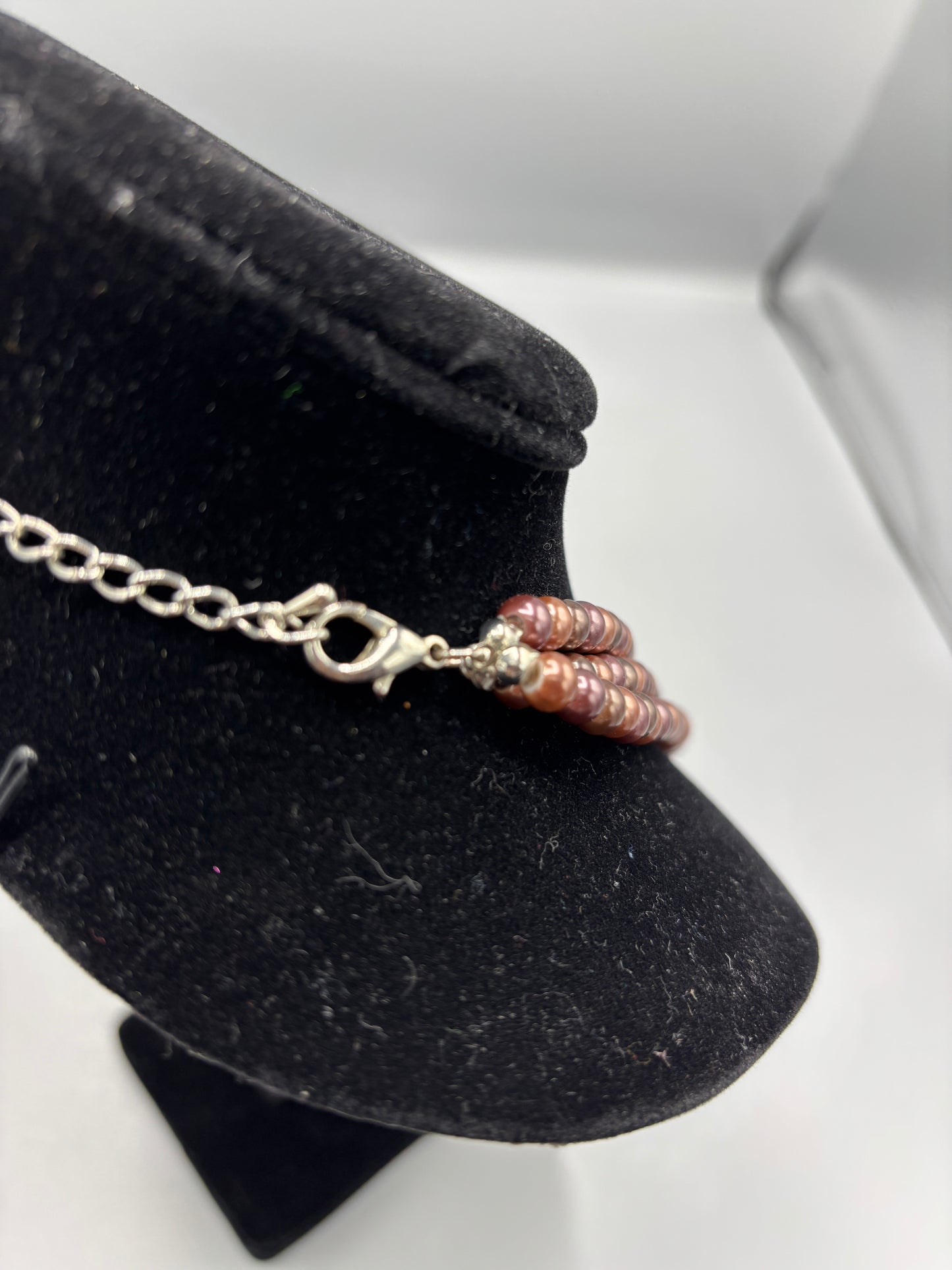 Strand faux Pearl Necklace