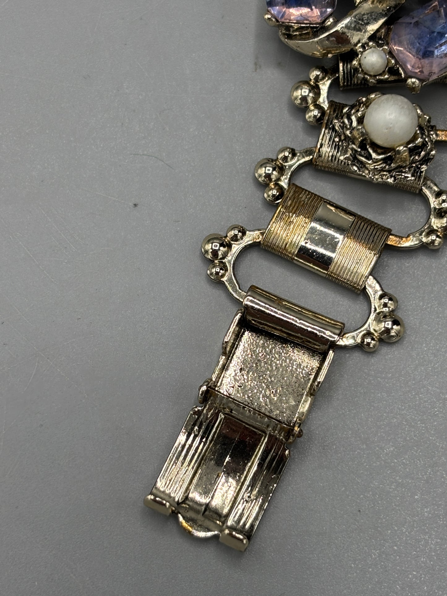 Vintage silver tone bracelet with purple stones & faux pearls